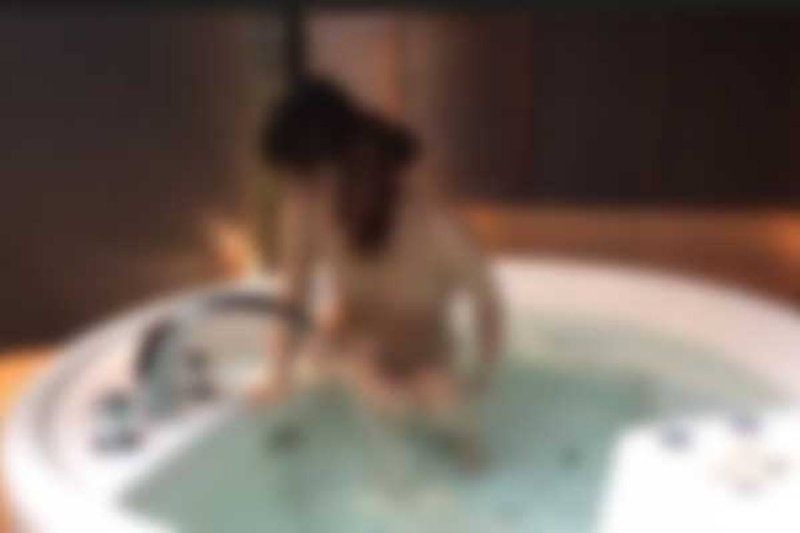 【無碼】【素人個人拍攝】國寶級美人！！冰上的精靈、前花樣滑冰國手鍛鍊過的身體讓她懷孕中出！！