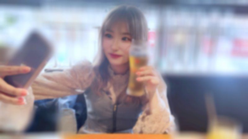 ”那個”人氣女性遊戲配信者 SNS全刪除後本人出演。背叛粉絲的無套中出攝影　初次投稿稀有影像。