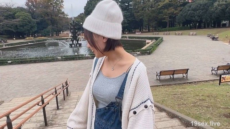 ★经验人数仅1人★短髮可爱的「E罩杯」肉感女大学生（20岁）被变态男友的巨根肉棒狂幹小穴