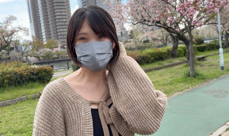 【熱門系列第2彈】真正素人在白天的公園裡進行露出遊戲，並且在快速入住酒店後進行9次連續真正高潮的遊戲