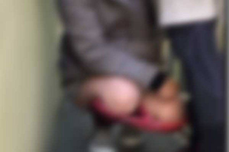 【野外露出】【素人個人拍攝】領取生活補助金。用身體支撐家計的團地妻和野外吹簫SEX！！