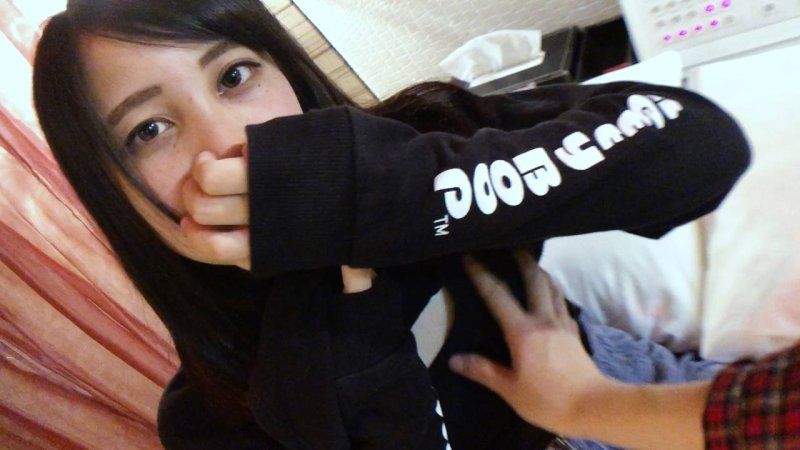 【個撮】青春偶像風美女☆幾乎第一次做愛的素人美乳醬！