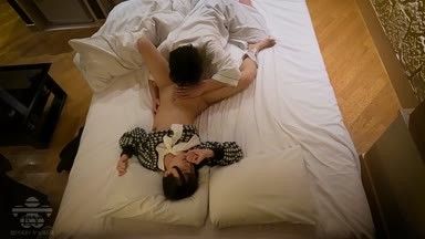 ☆★獨佔★☆「由於偶●時代是禁止戀愛的...」，藉口說無法忍耐自己主動擺動臀部的變態小姐。