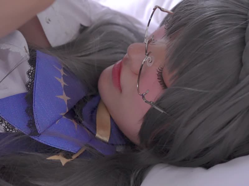 全新！秋季三冠王巨乳！全新！擁有傲人雙峰的羅布·羅伊！超性感巨乳身材×魅力=終極美女模仿秀現已推出！ ！