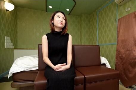 【無碼・中出】面試→立刻受精中出！想拍成人影片的千金小姐，23歲素人，進行了面試【附贈高畫質版影片特典】