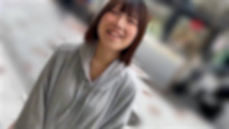 神乳神身材的事務妹子。超敏感F罩杯潮吹到床都濕透