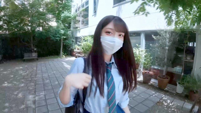 【真實無碼美女】事務所殺到來挖角的超正統派18歳美女無套連中出。制服姿出演