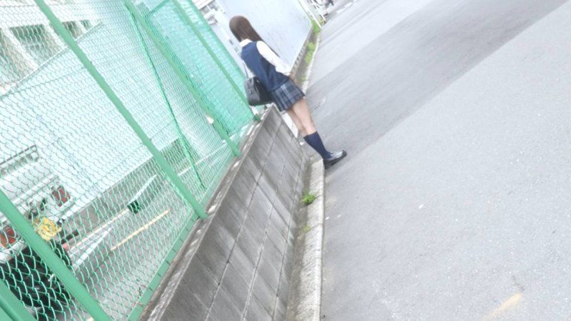 【顔出し未公开映像】SSS级18歳の美容系志望ゆいちゃん。白肌スレンダーな制服美女のピンクおま●こに初のオジザーメン中出し。唯一无二。
