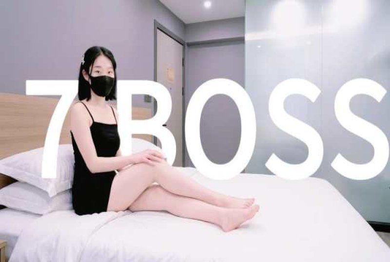 杏吧传媒 粉嫩白虎敏感度超高水多得淹没