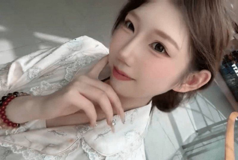 杏吧傳媒 酒店雙飛175174高顏值嫩模